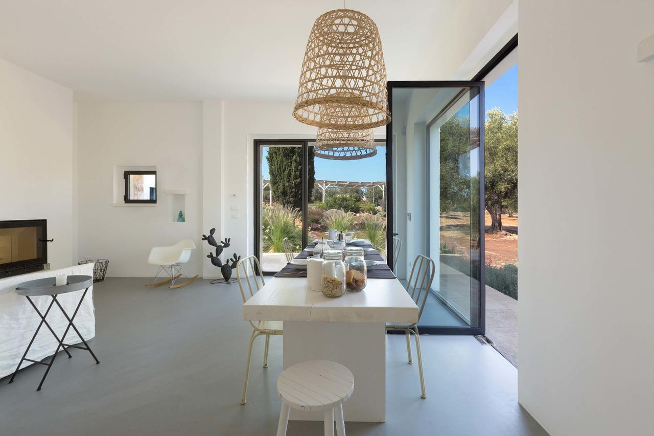 Casale Con Cipresso Villa Ostuni Kültér fotó