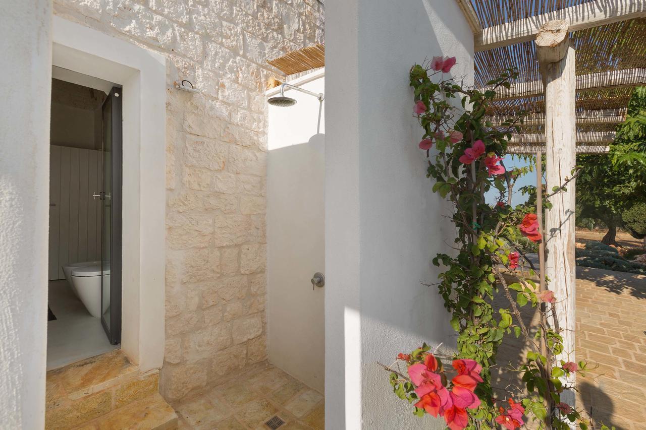 Casale Con Cipresso Villa Ostuni Kültér fotó